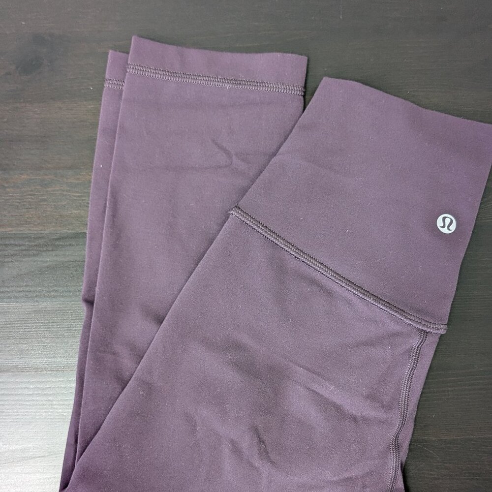 Plum lululemon 23" Align Leggings